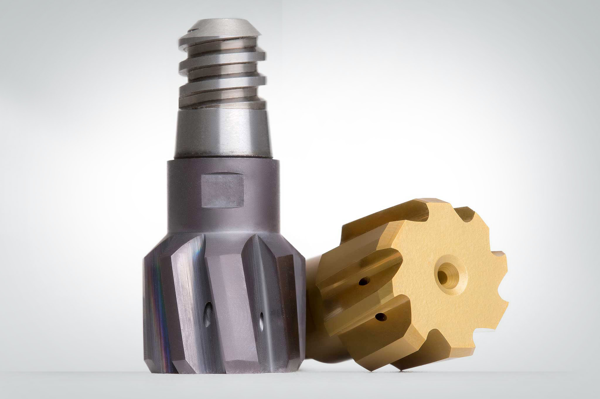 Two interchangeable heads for reamer CPR500/510 with different coatings. 