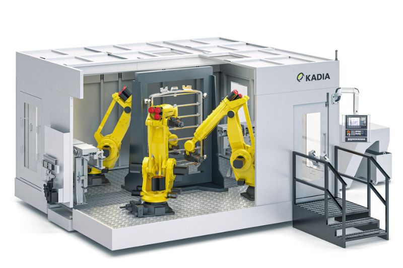 Die Sondermaschine zum Entgraten von KADIA im Layout mit drei Robotern.