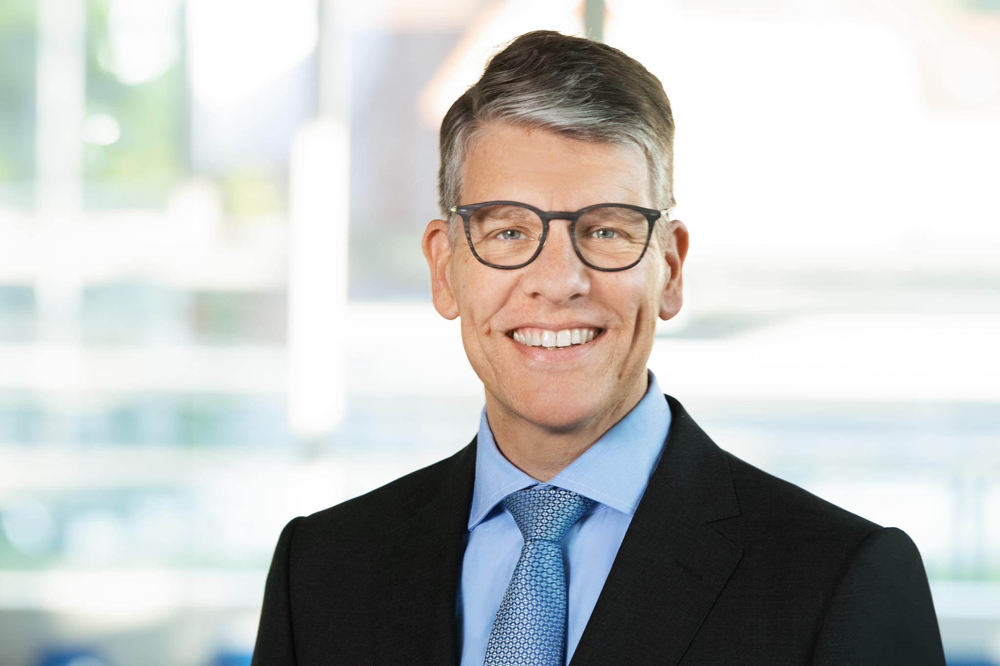 Portraitbild von Dr. Jochen Kress, Geschäftsführender Gesellschafter der MAPAL Gruppe. 