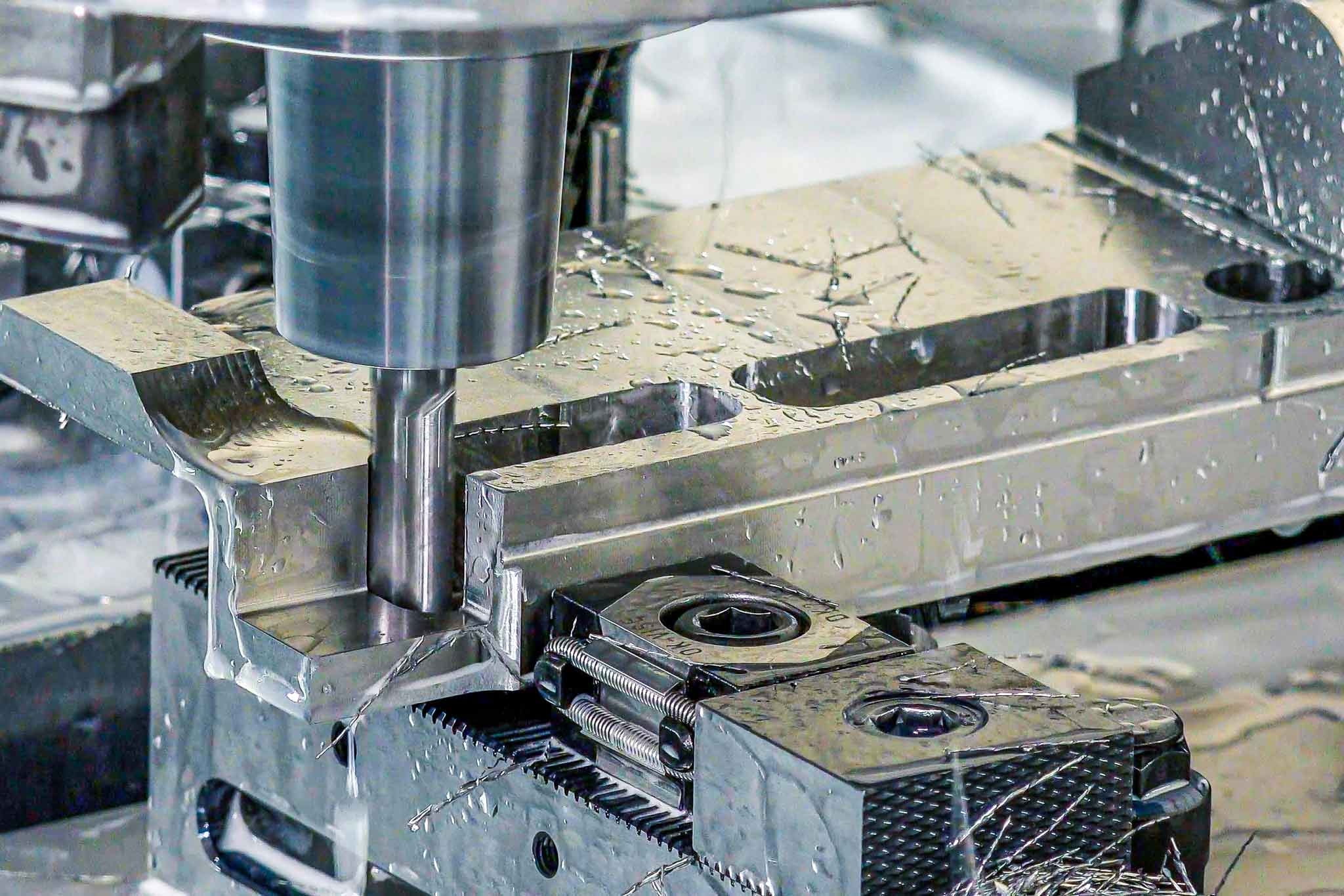 The OptiMill-Tro-Titan from MAPAL in use for titanium machining.