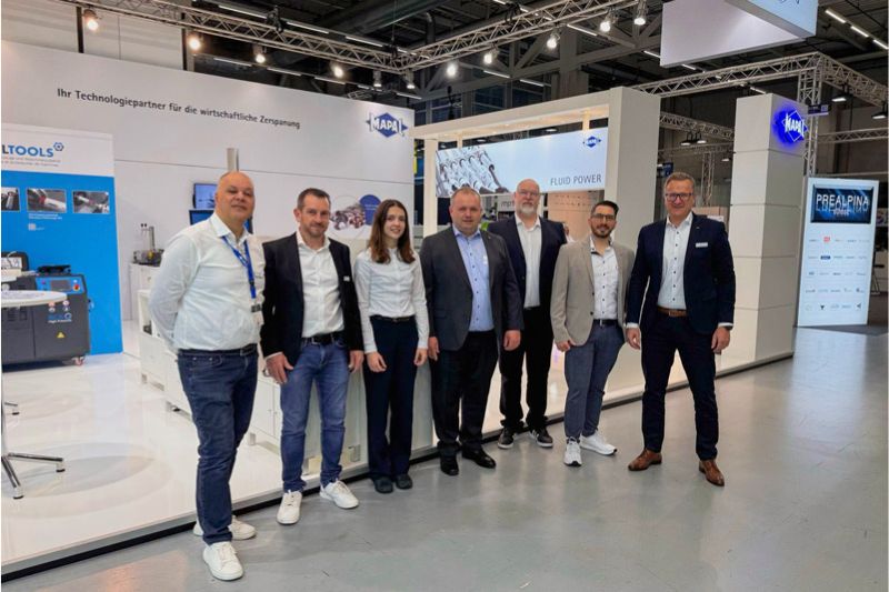 Auf dem Bild ist das MAPAL Team auf der INNOTEQ in Bern zu sehen.